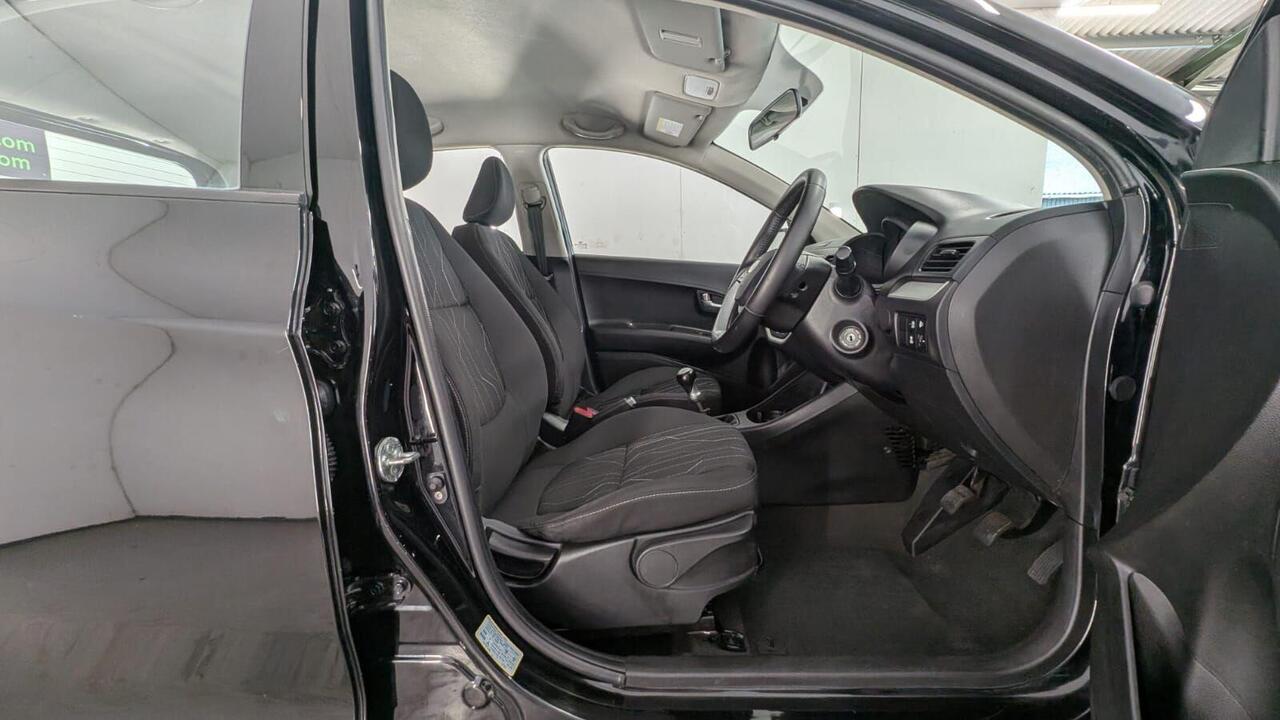 Kia Picanto — photo 26