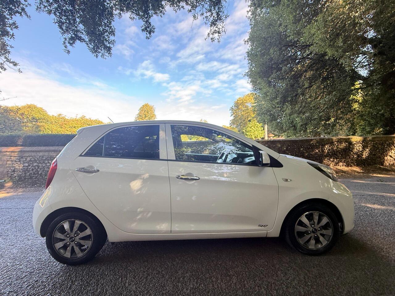 Kia Picanto — photo 3
