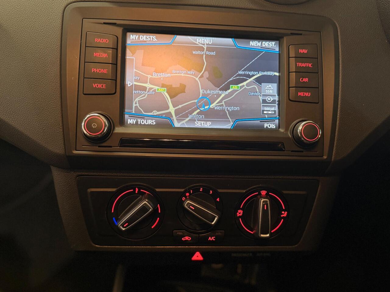 SEAT Ibiza — photo 29