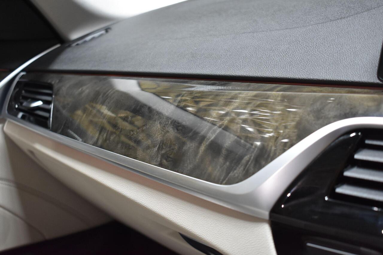BMW 5 Series — photo 25