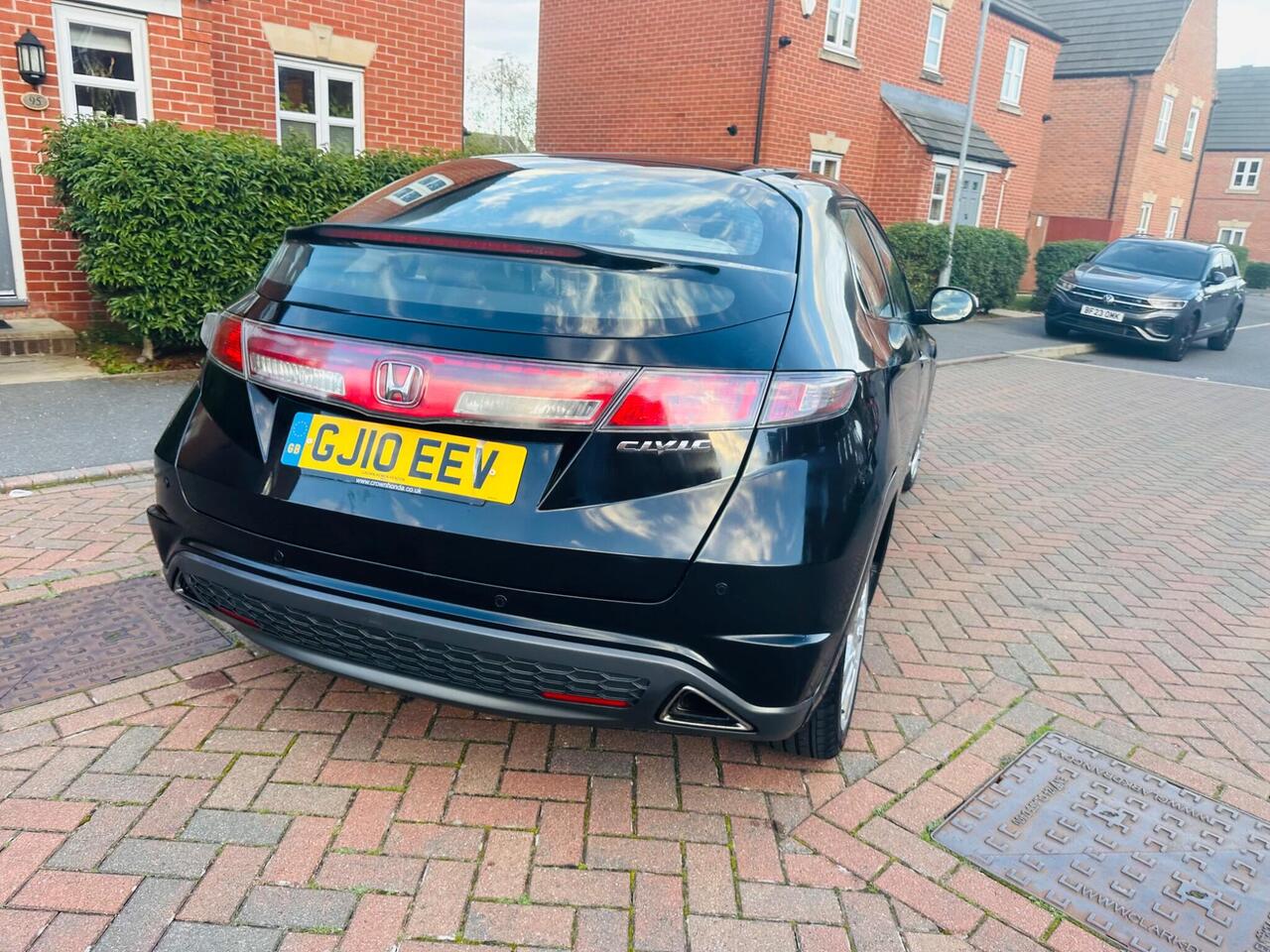 Honda Civic — photo 26