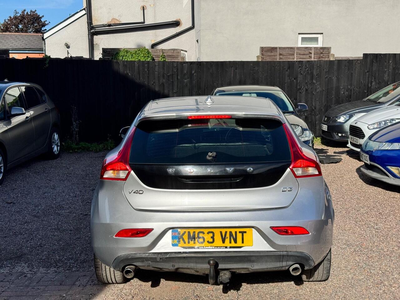 Volvo V40 — photo 5