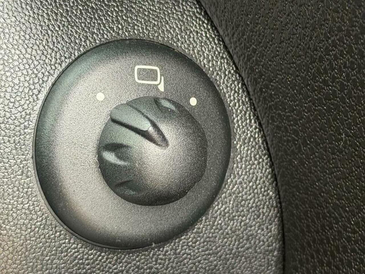 MINI Hatch — photo 17