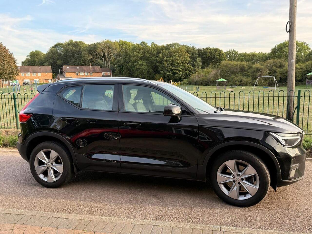 Volvo XC40 — photo 4