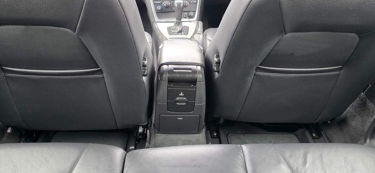 Volvo V70 — photo 78