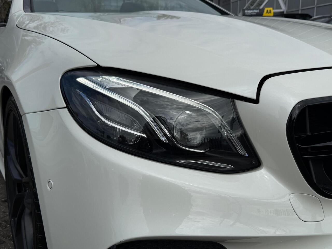 Mercedes-Benz E Class — photo 26