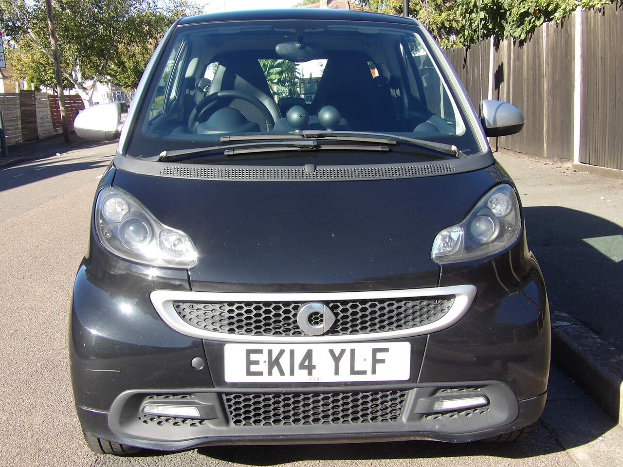 Smart fortwo — photo 1