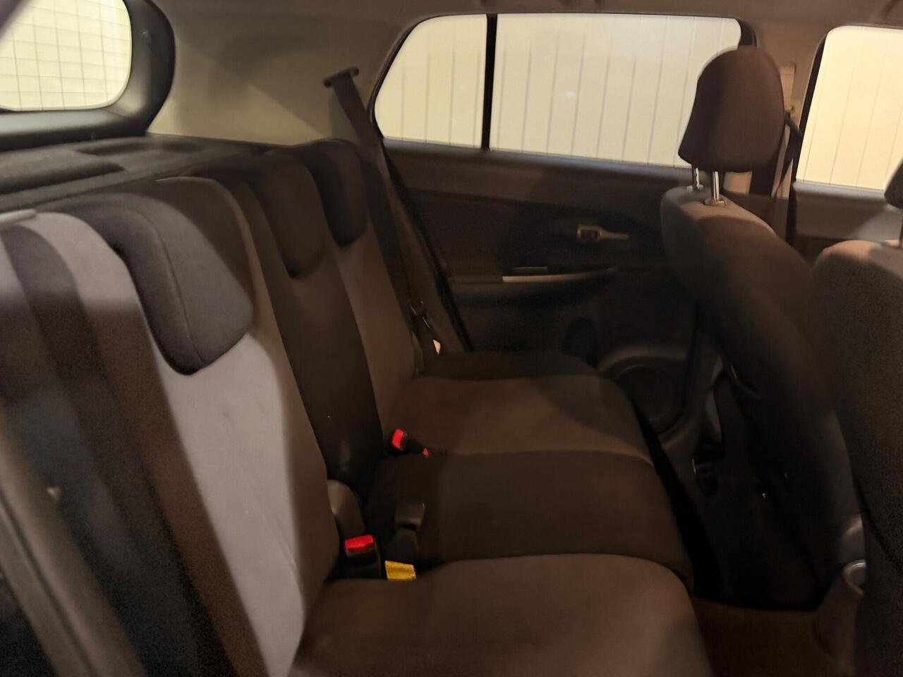 Toyota Urban Cruiser — photo 24