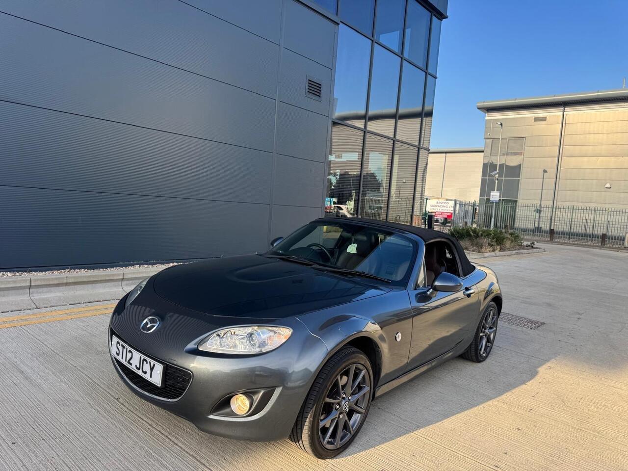 Mazda MX-5 — photo 18