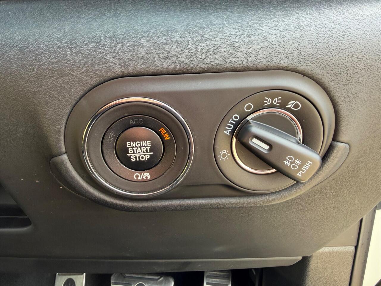 Maserati Levante — photo 39