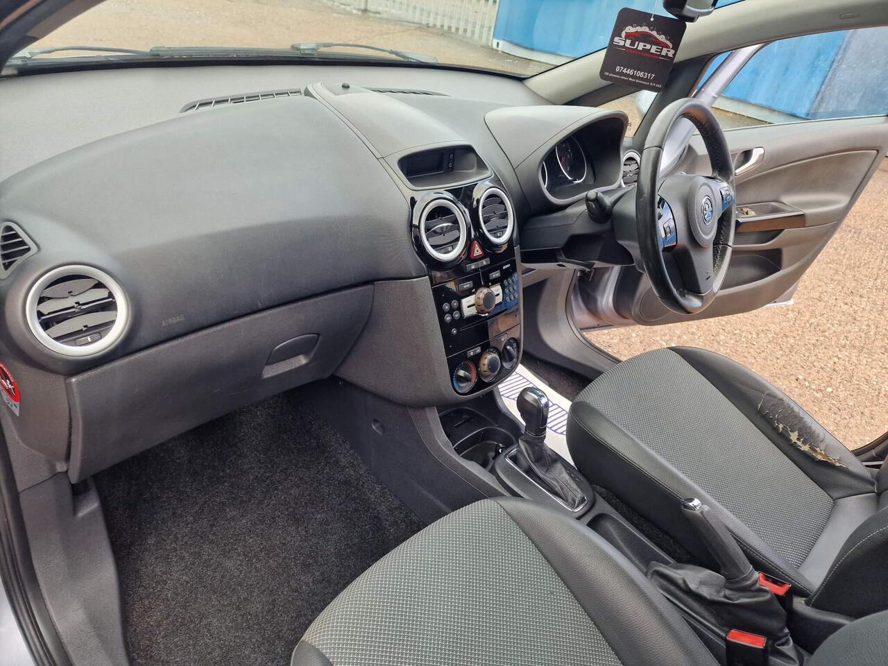 Vauxhall Corsa — photo 18