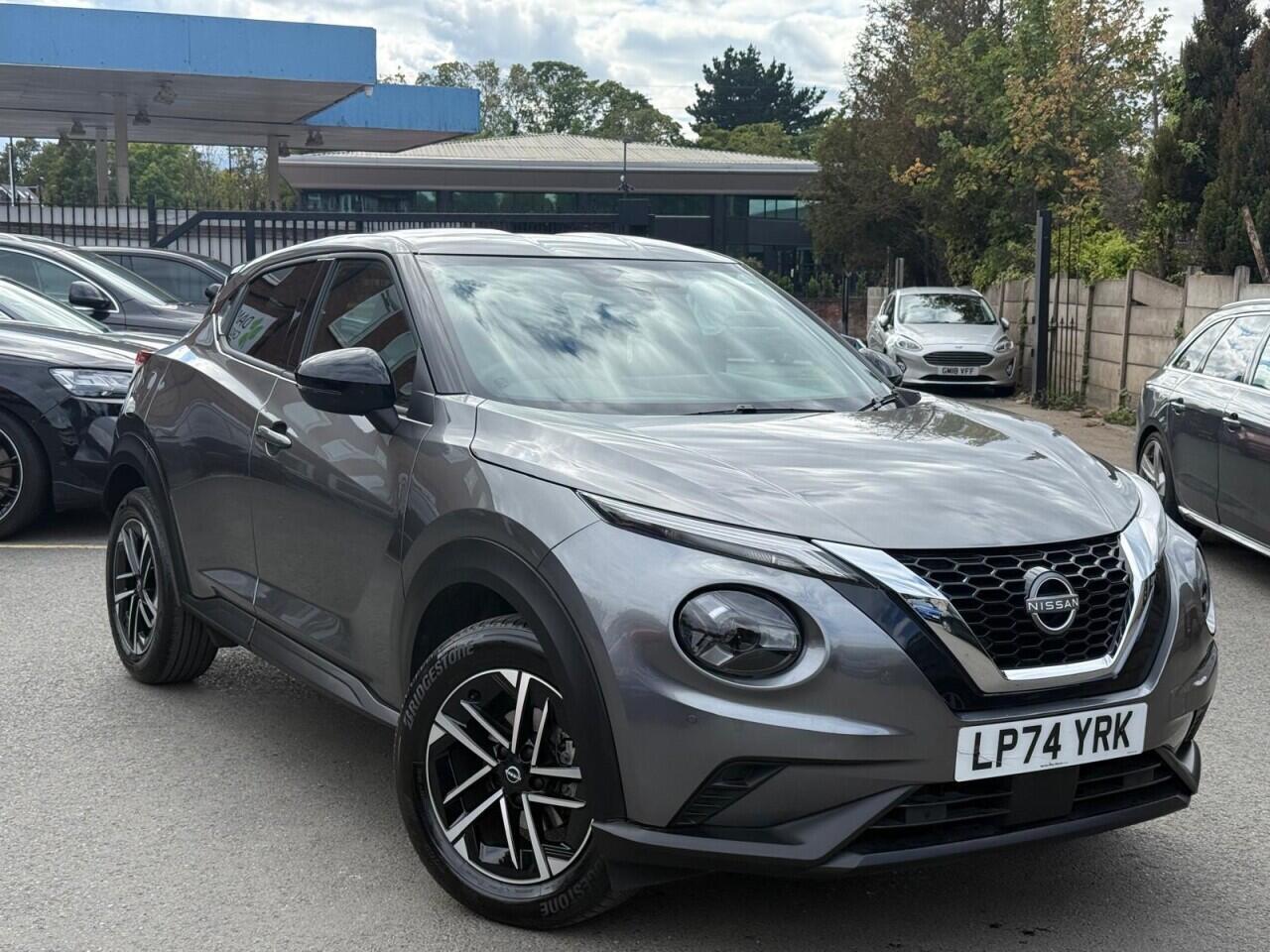 Nissan Juke — photo 1