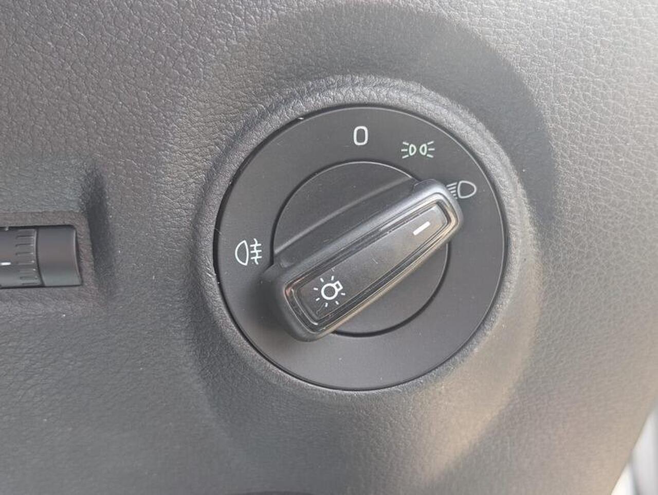 Skoda Fabia — photo 16