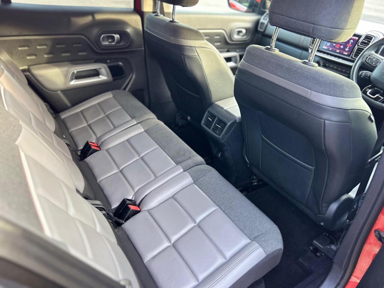 Citroen C5 Aircross — photo 12