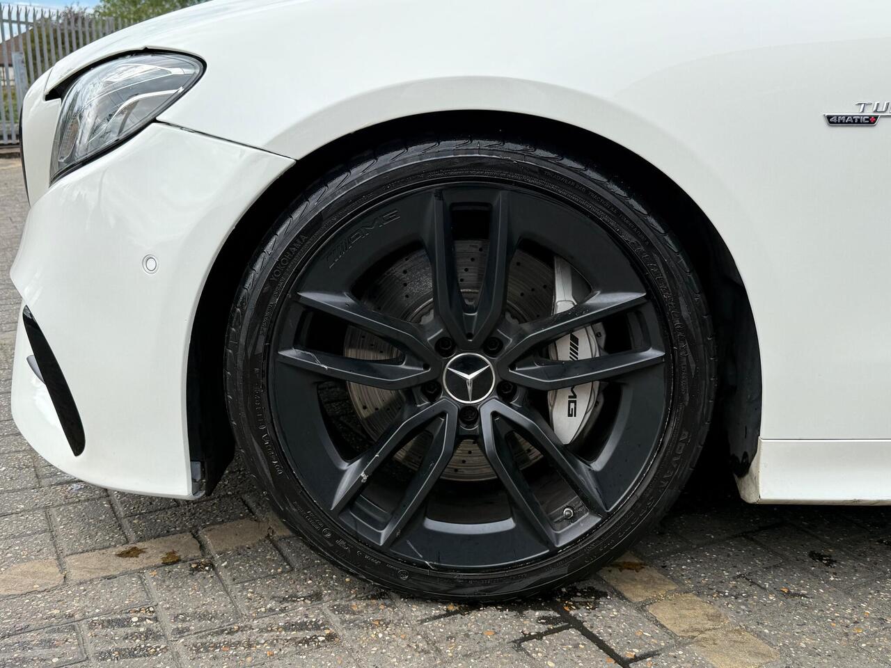 Mercedes-Benz E Class — photo 23