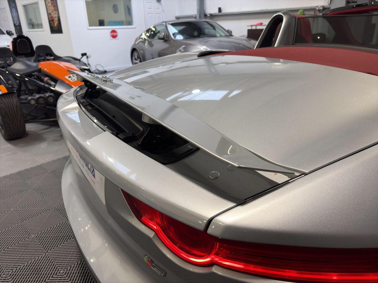 Jaguar F-Type — photo 41
