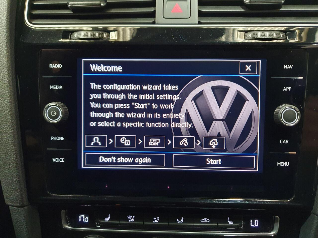 Volkswagen Golf — photo 13