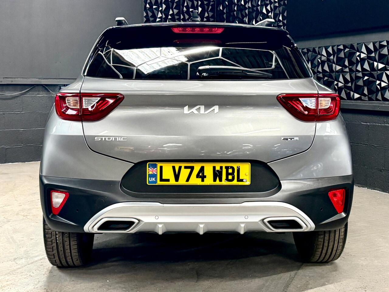 Kia Stonic — photo 13