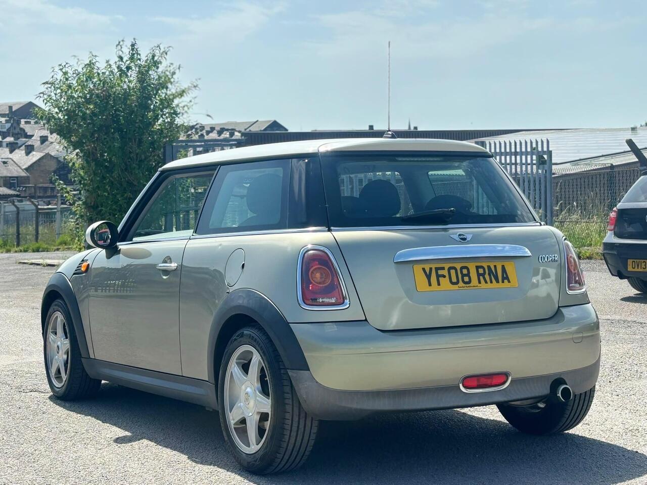 MINI Hatch — photo 6