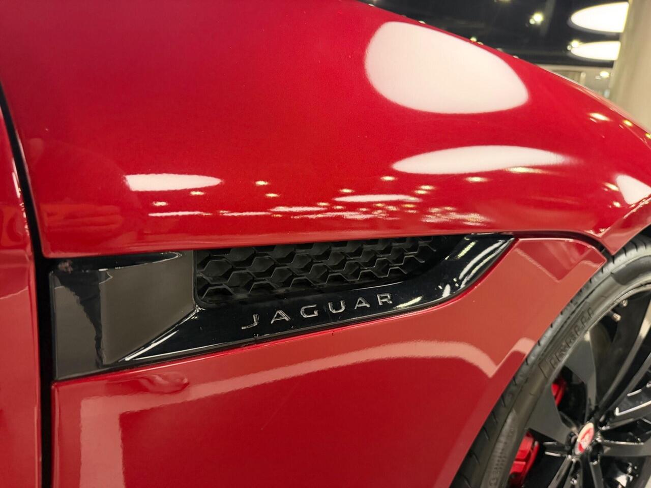 Jaguar F-Type — photo 19