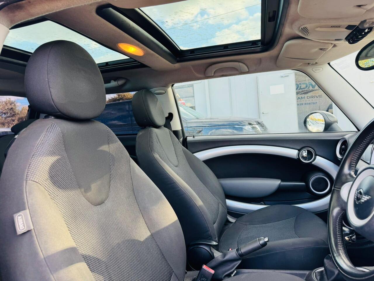 MINI Hatch — photo 18