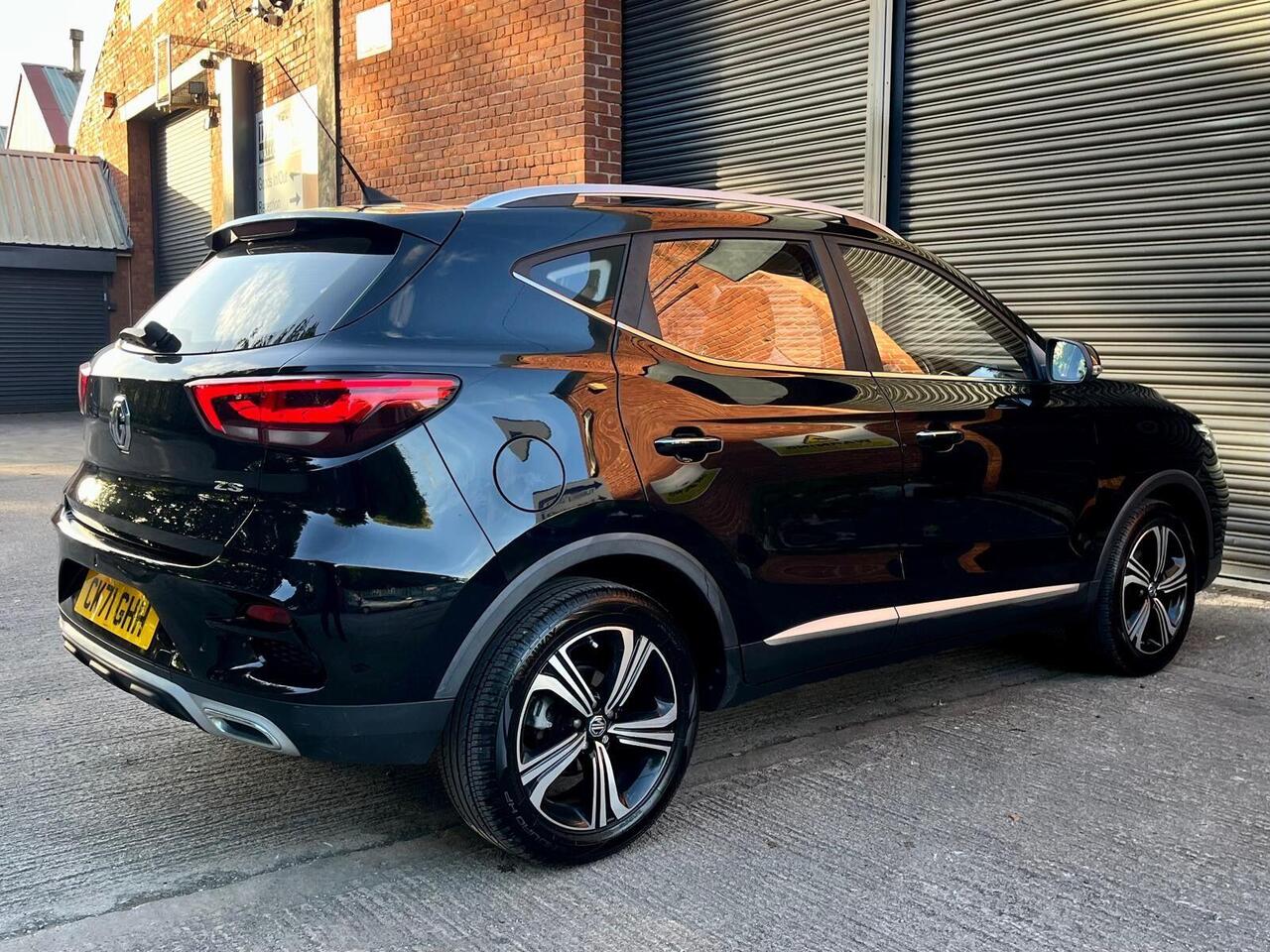 MG MG ZS — photo 19