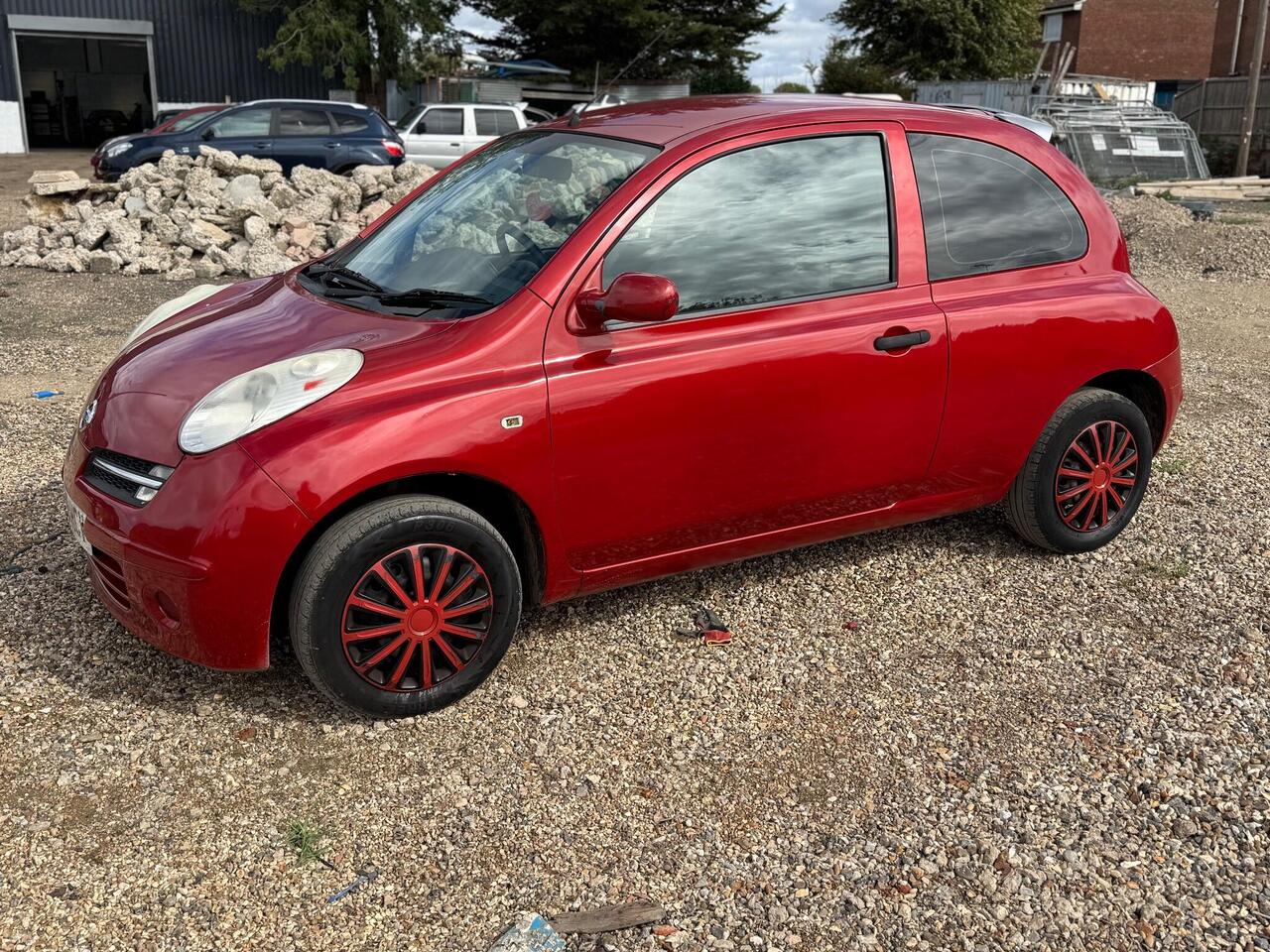 Nissan Micra — photo 19