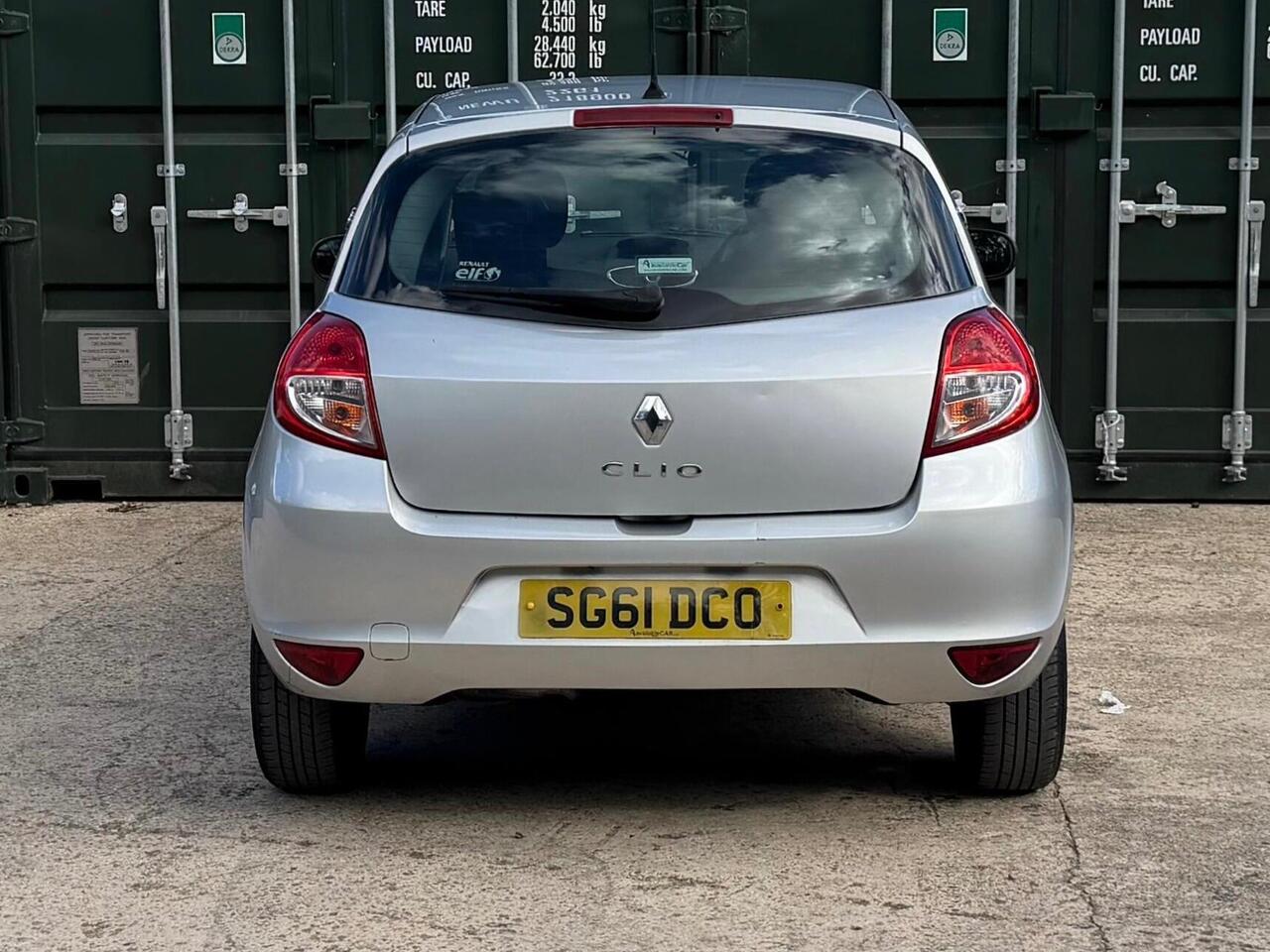Renault Clio — photo 5