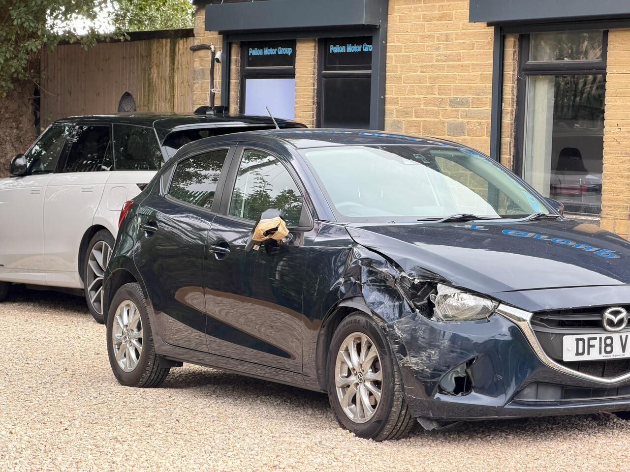Mazda Mazda2 — photo 34