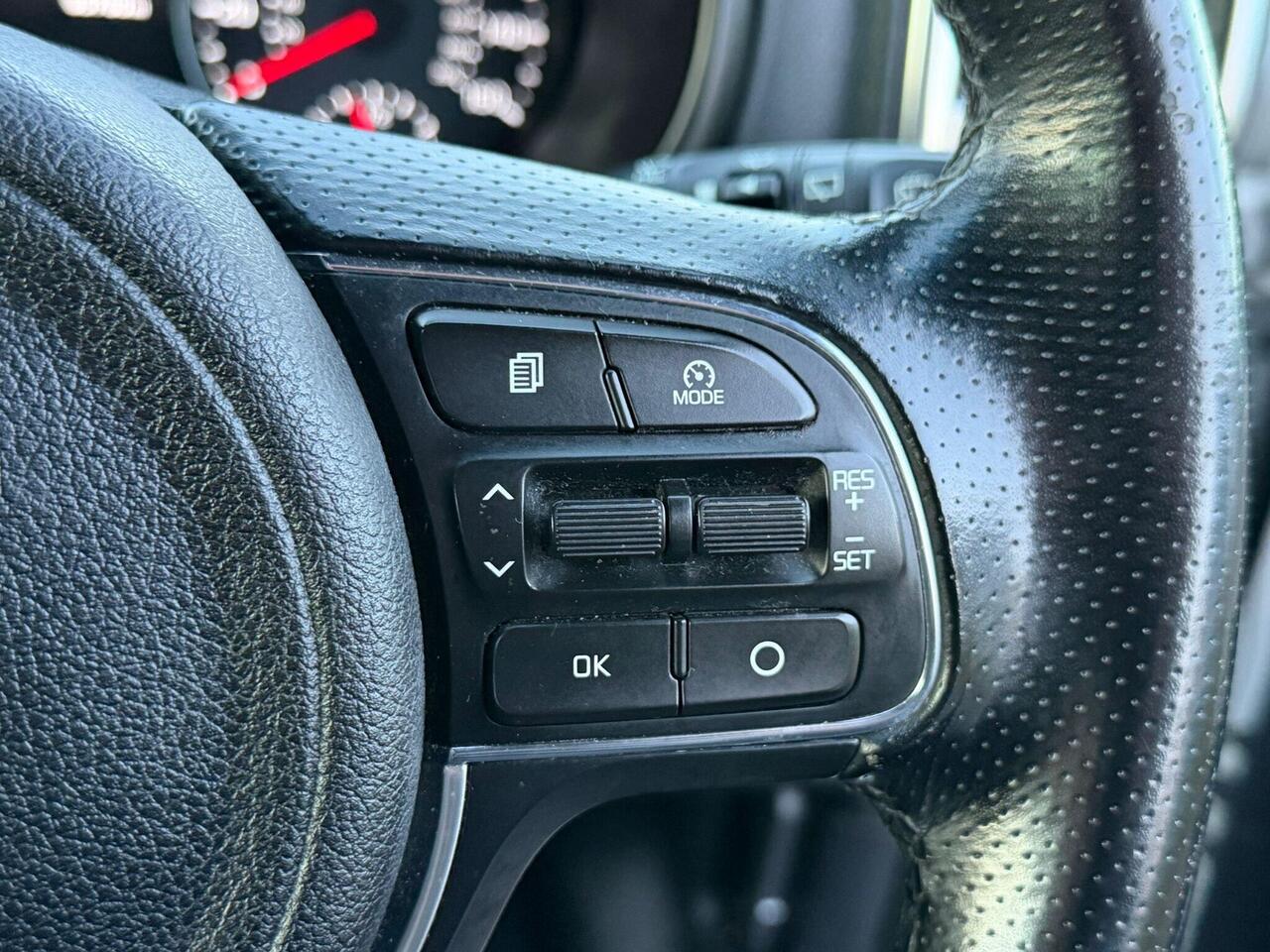 Kia Sportage — photo 13