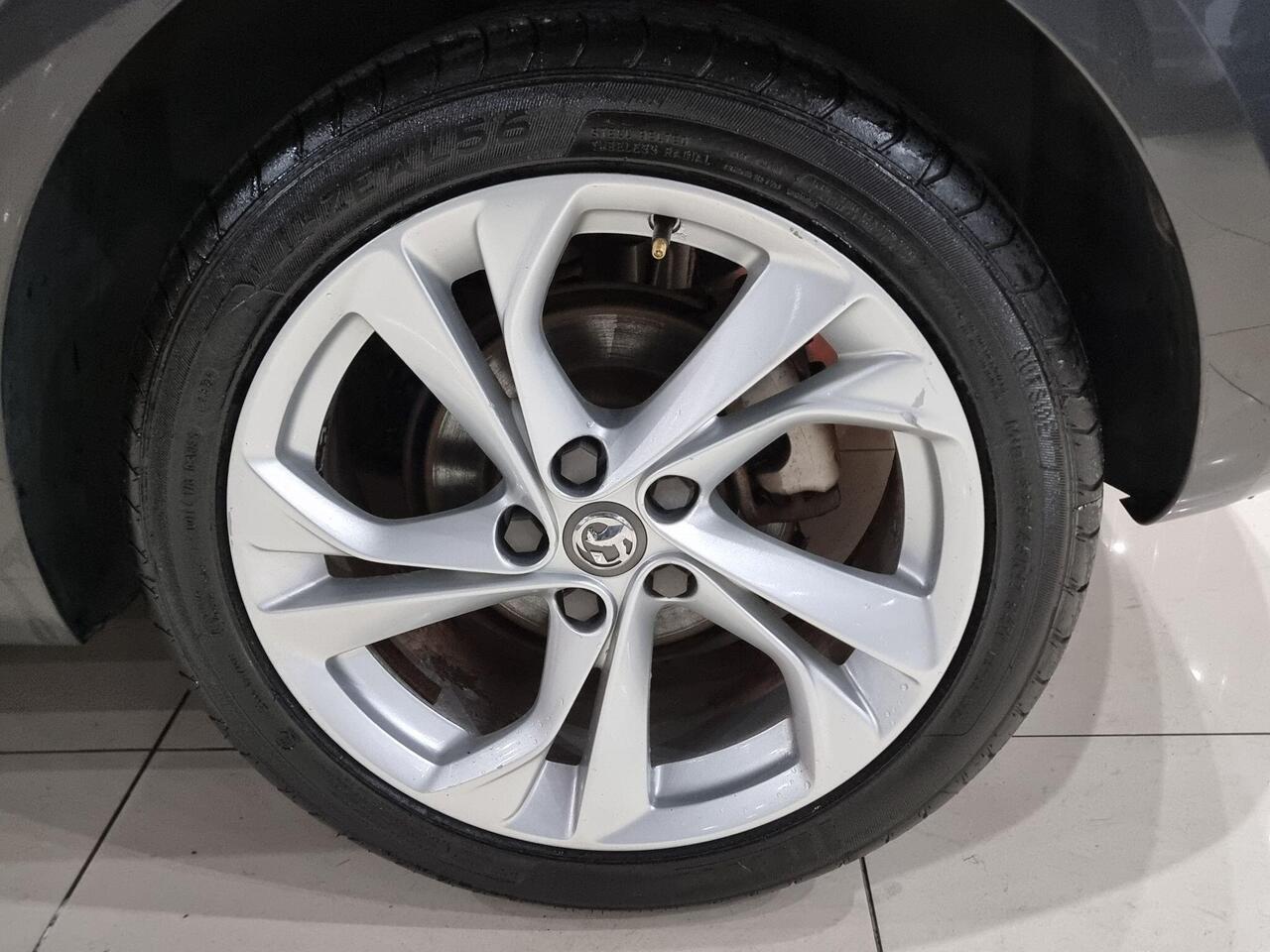 Vauxhall Astra — photo 24