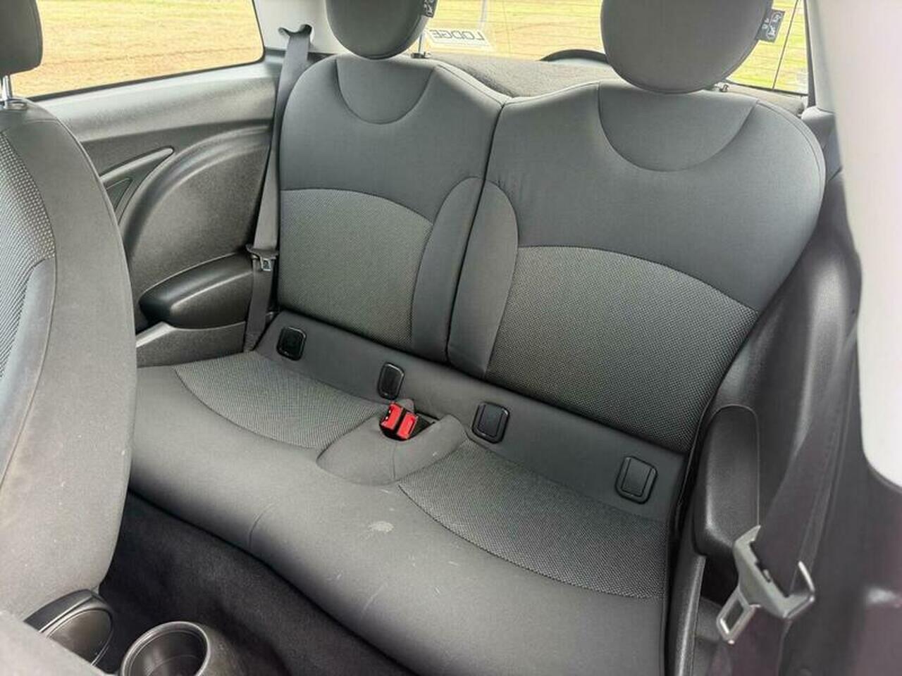 MINI Hatch — photo 12
