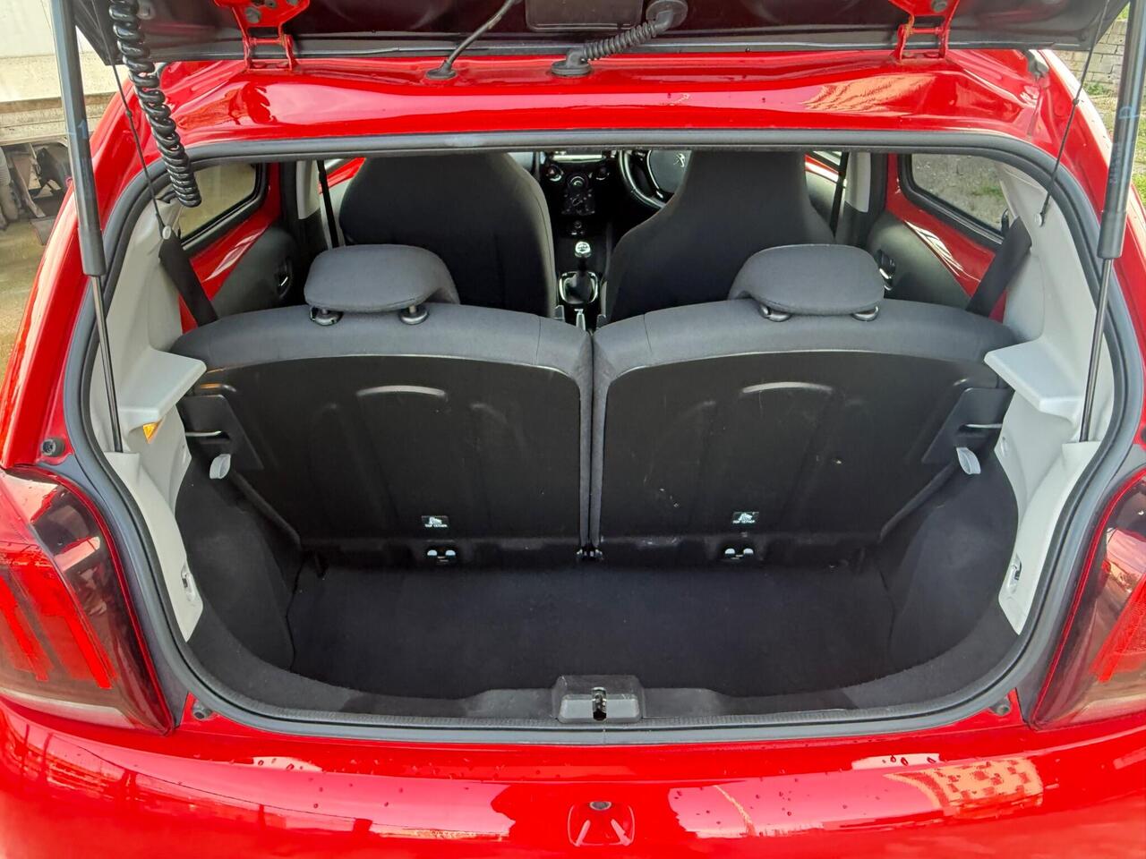Peugeot 108 — photo 38