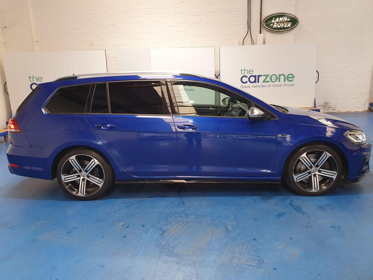 Volkswagen Golf — photo 2