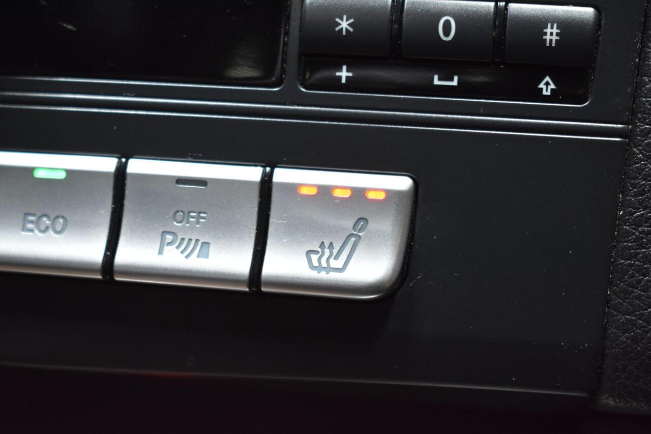 Mercedes-Benz E Class — photo 22