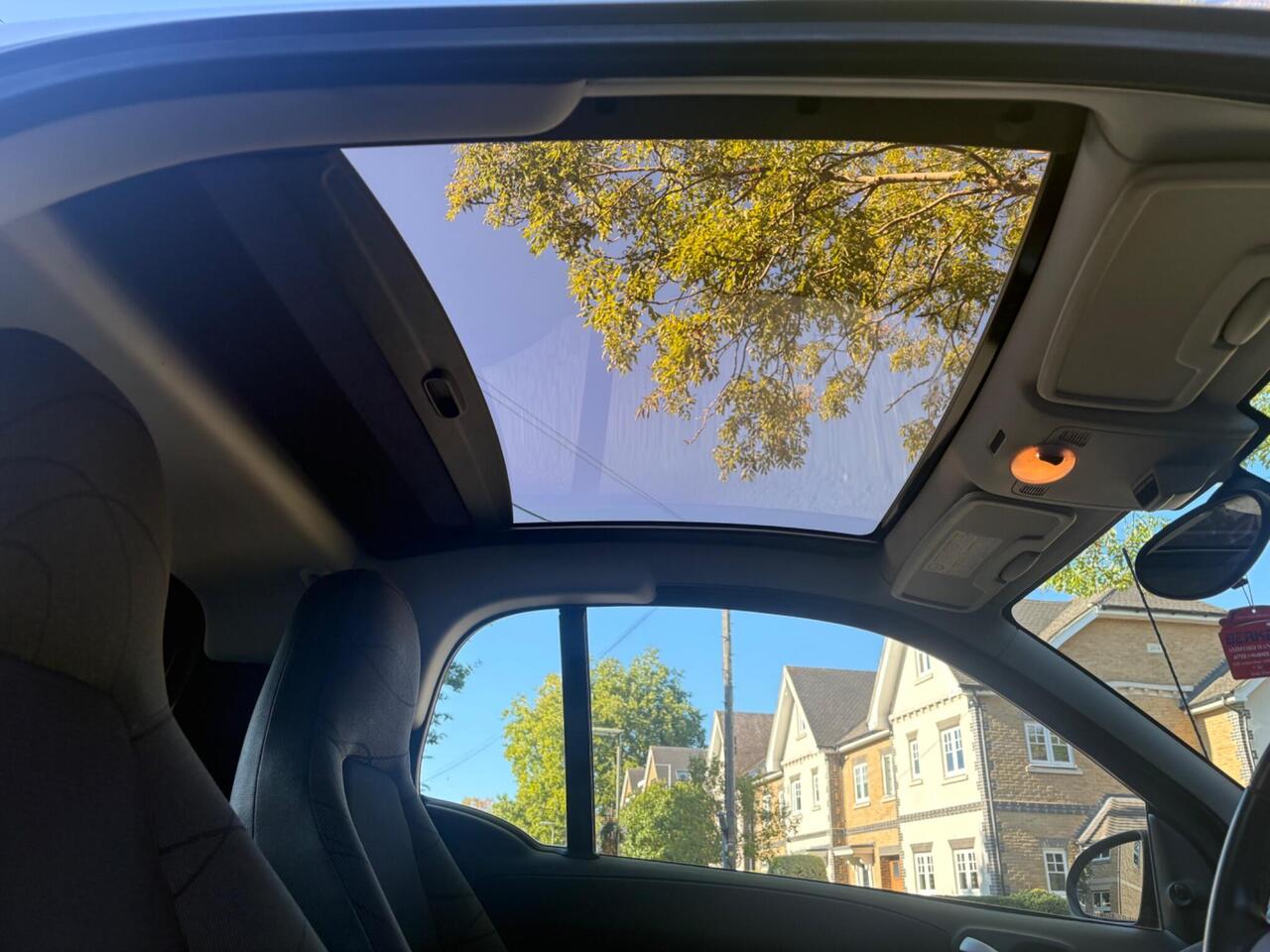 Smart fortwo — photo 24
