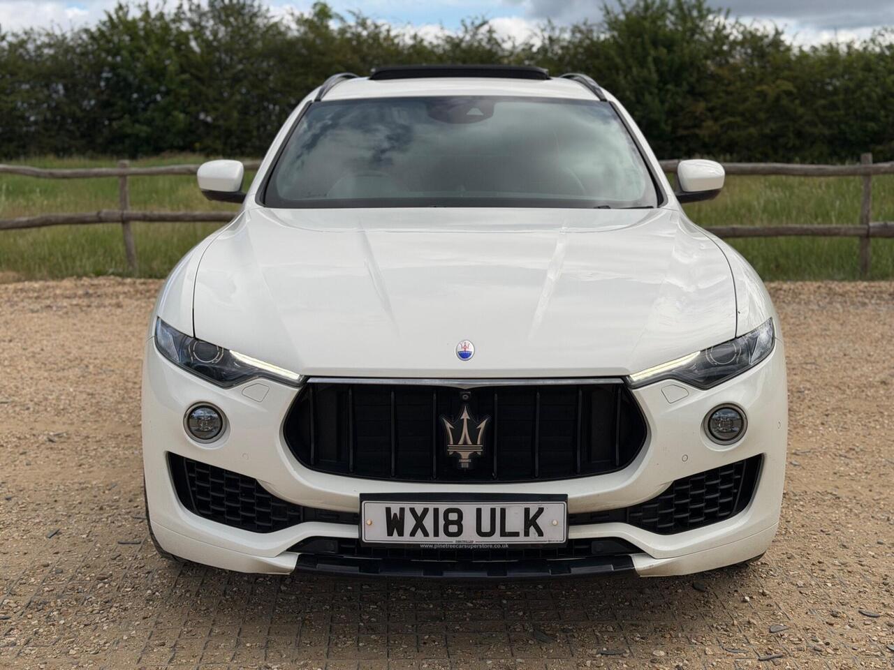 Maserati Levante — photo 41