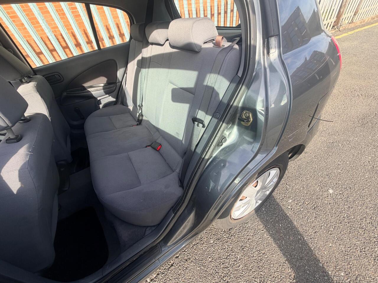 2005 Nissan Almera 1.8 S 5dr, photo 14