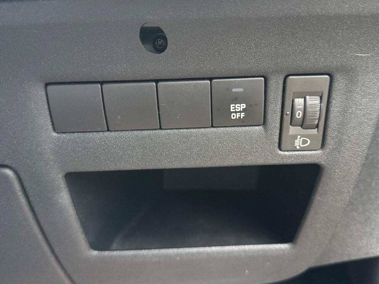 Citroen C4 — photo 20