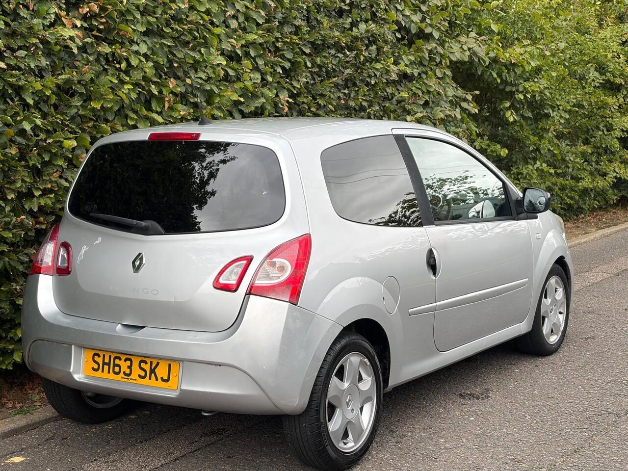 Renault Twingo — photo 3