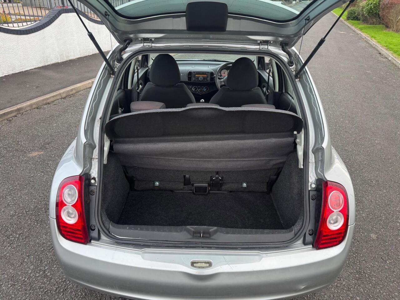 Nissan Micra — photo 7