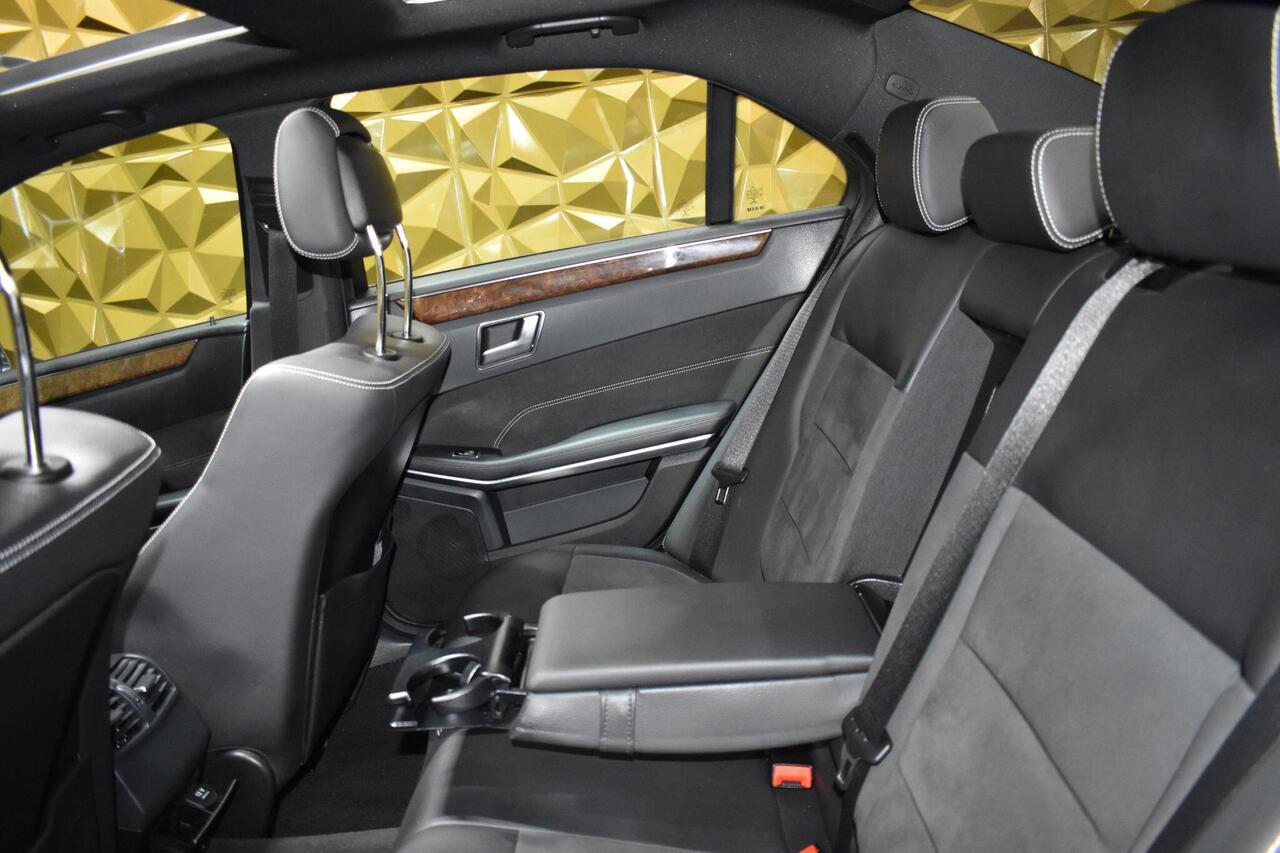 Mercedes-Benz E Class — photo 13