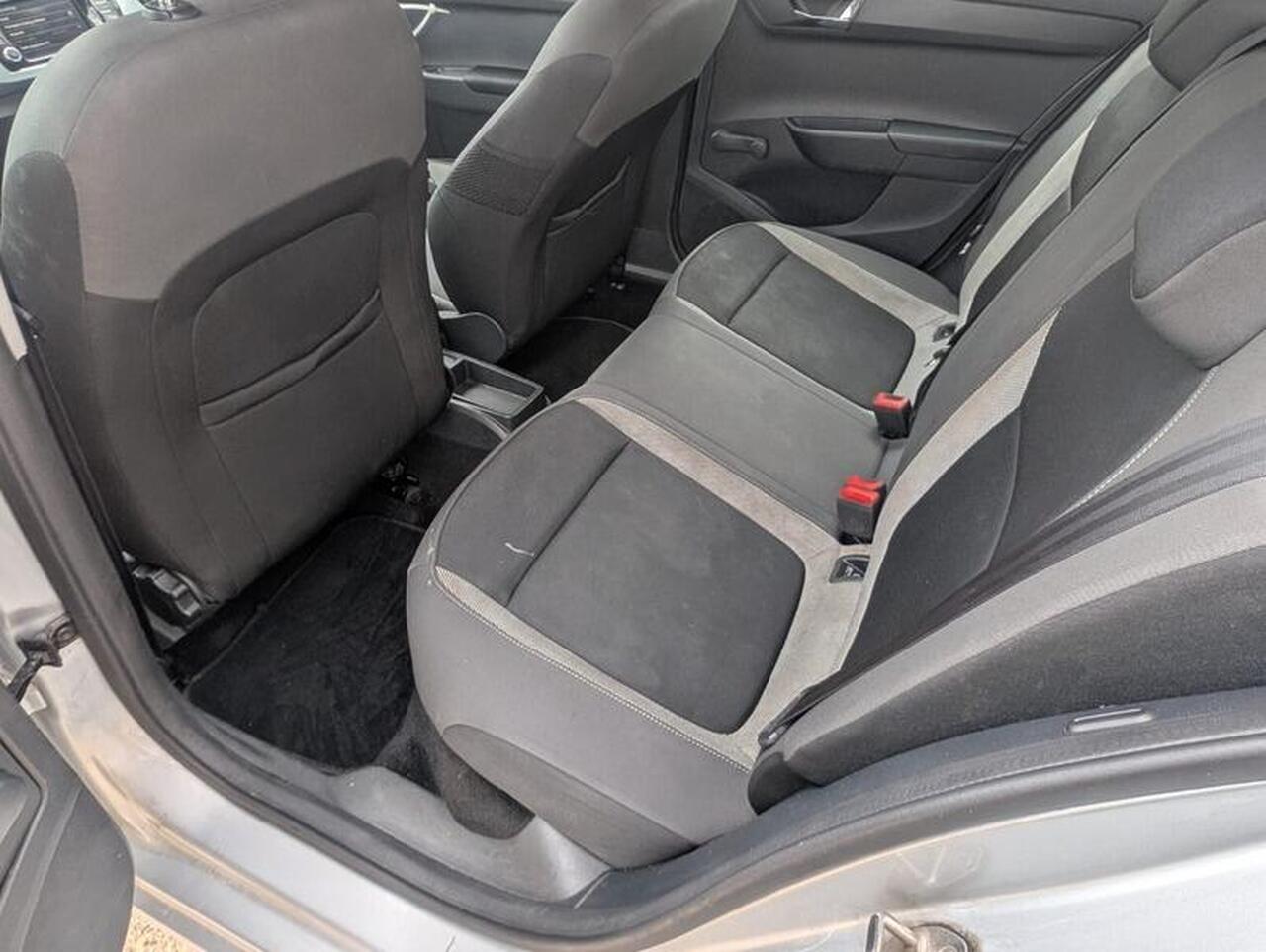 Skoda Fabia — photo 15