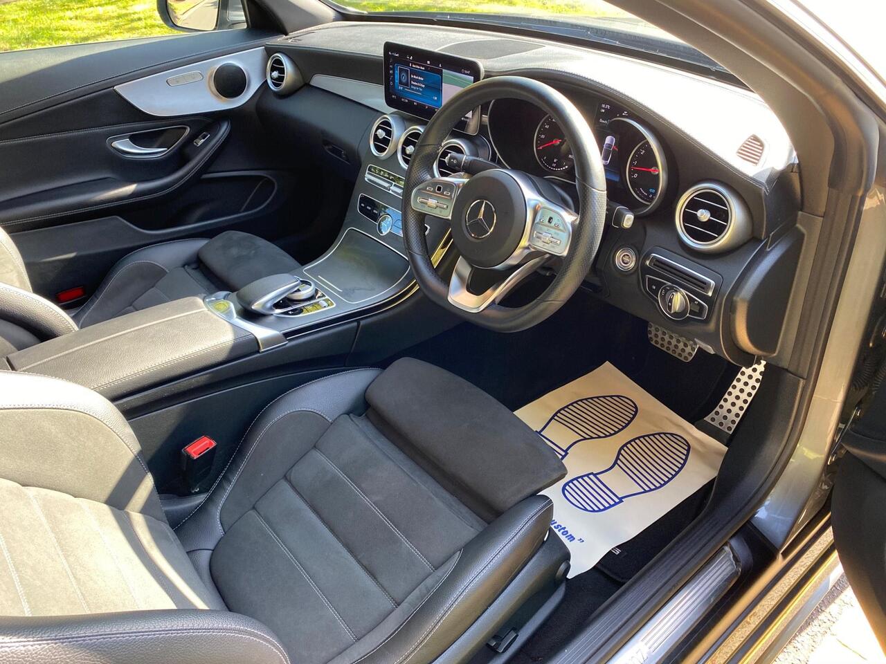 Mercedes-Benz C Class — photo 19