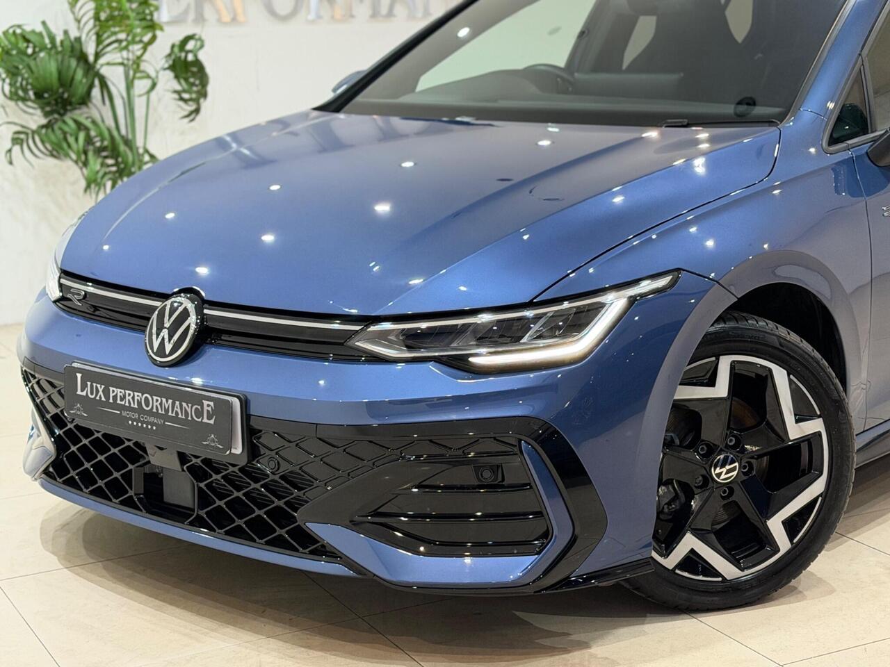 Volkswagen Golf — photo 5