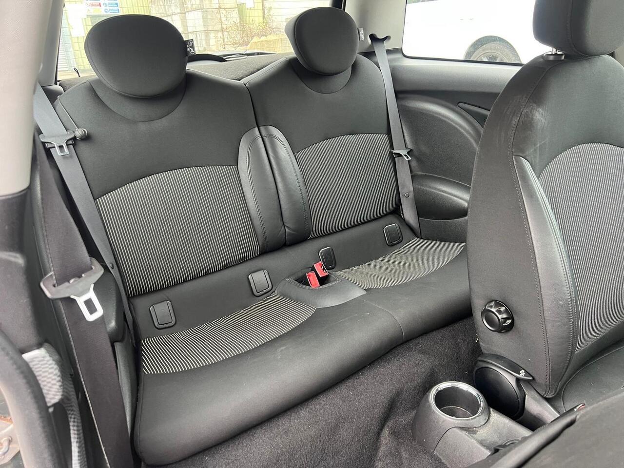 MINI Hatch — photo 16