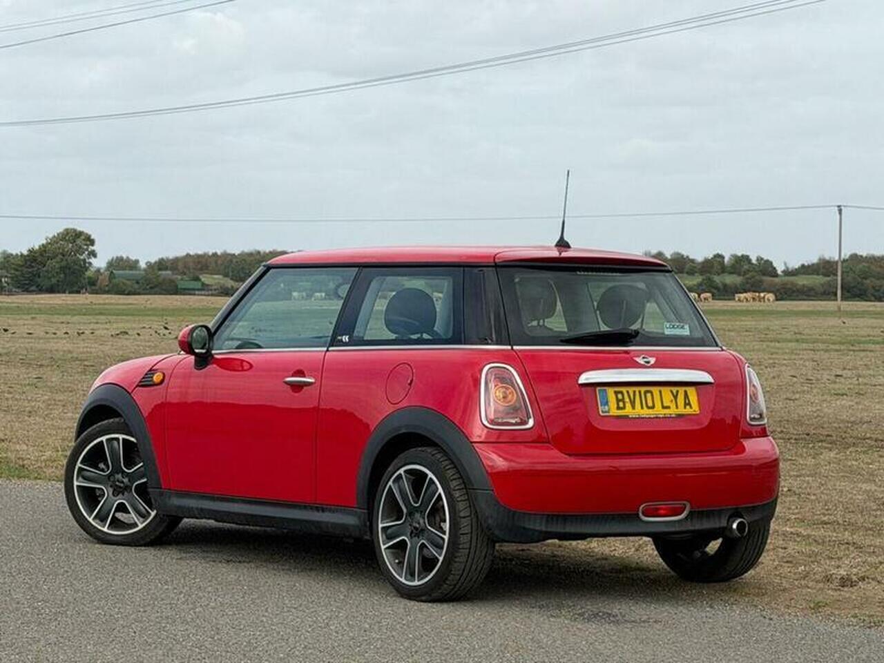 MINI Hatch — photo 4