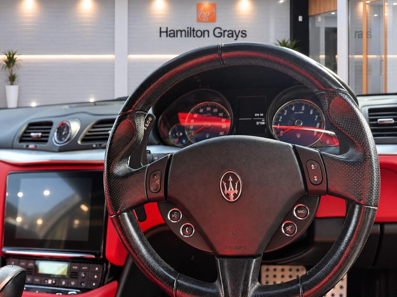 Maserati GranCabrio — photo 4