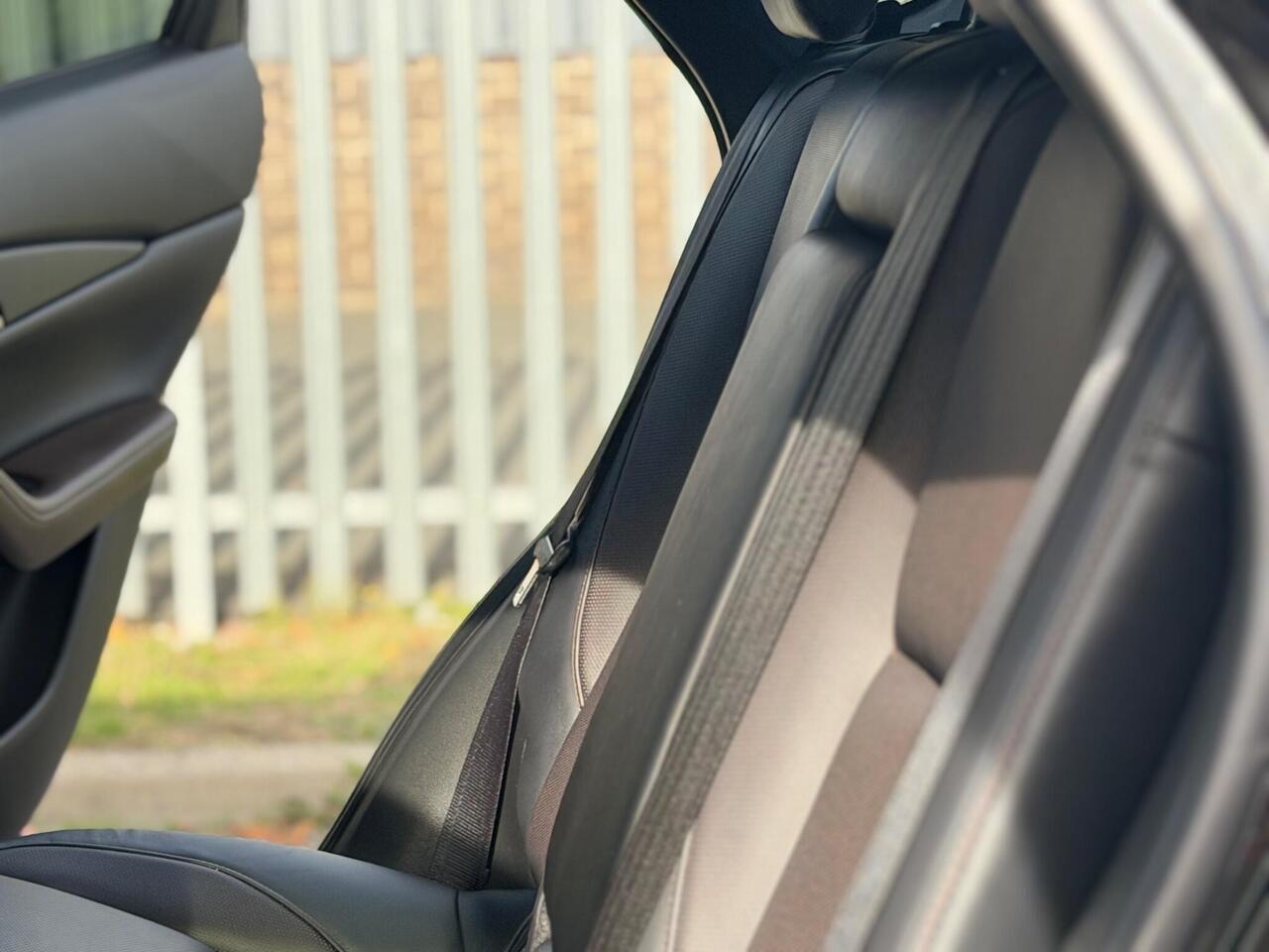 Mazda CX-30 — photo 42