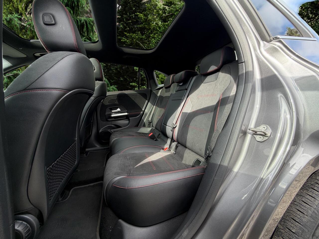 Mercedes-Benz EQA — photo 25